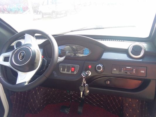 Gehandicapten Ingesloten 3KW Mini Electric Cars For Adults