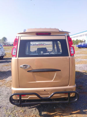 China200cc Gesloten Cabine 3 van de Luxe Vacuümvrachtwagen Luoyang het Type van Wielcartuc Tuc Scooter Passenger Tricycle Petrol