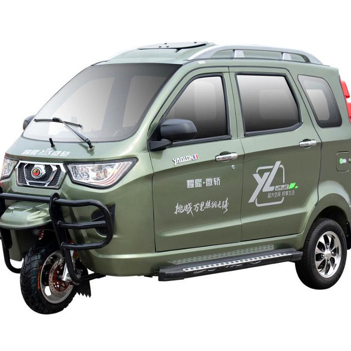 sloot de Nieuwe Goedkope Vrachtwagen van de de Goede Kwaliteitsstortplaats van 2018China 175cc Tuc Tuc Travel 3 de Motorfietsaanhangwagens van de Wielenbenzine Cabinedriewieler in