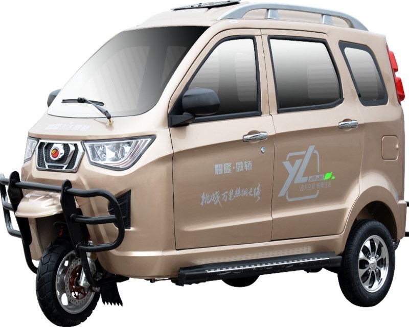 China200cc Gesloten Cabine 3 van de Luxe Vacuümvrachtwagen Luoyang het Type van Wielcartuc Tuc Scooter Passenger Tricycle Petrol